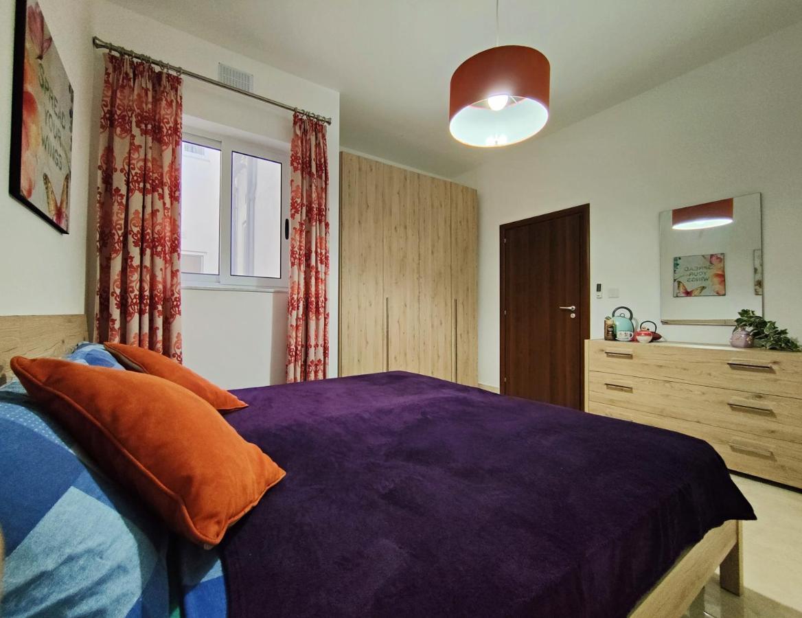 Your Room, Your Apartment, Your Shared Pool Marsalforn Kültér fotó