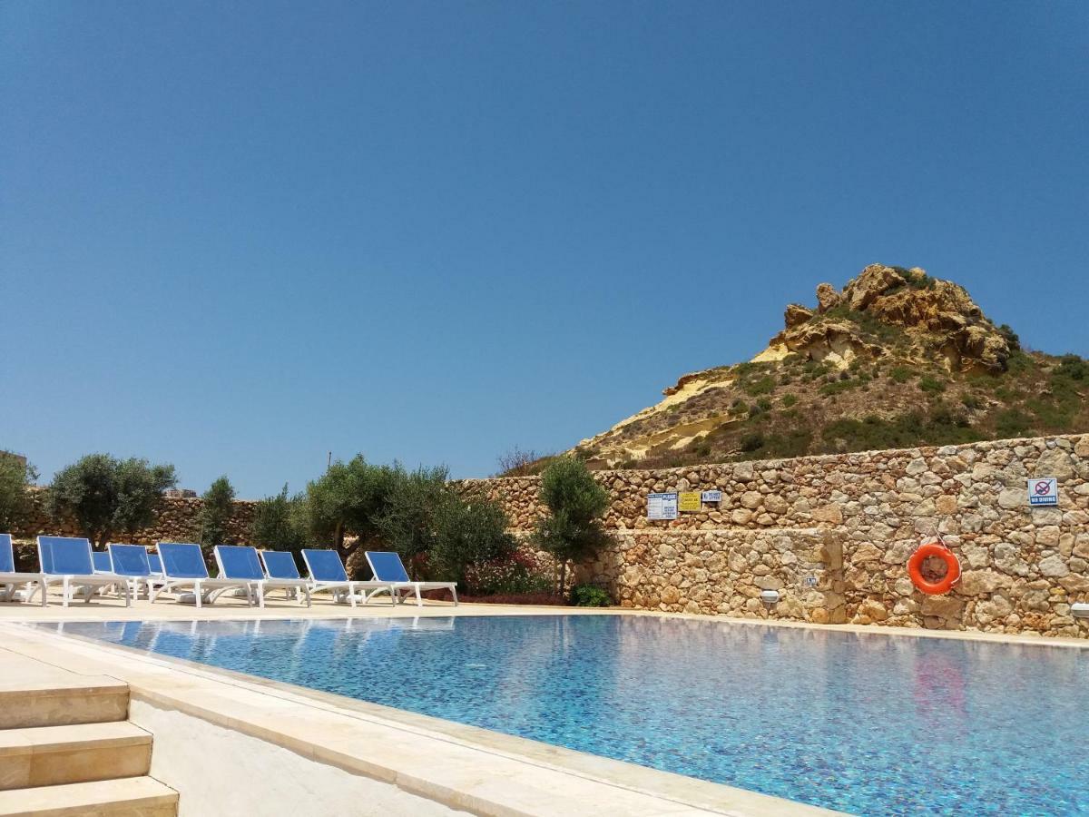 Your Room, Your Apartment, Your Shared Pool Marsalforn Kültér fotó